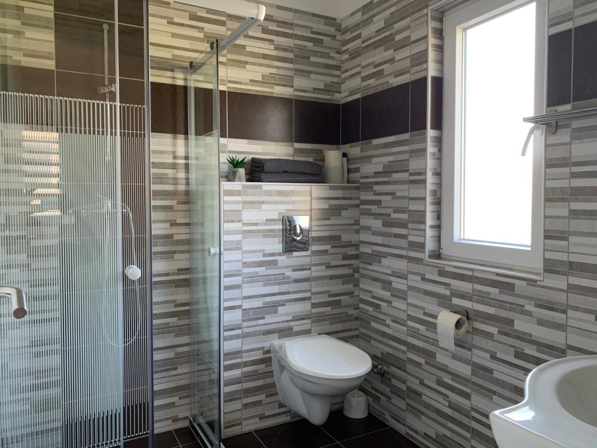Fullhouse Apartmanhaz Zamárdi Екстериор снимка